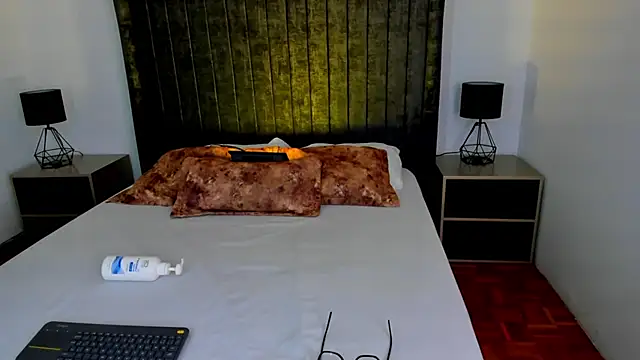 Snapshot of NataGarcia chatting on 24, 1, 2025 NataGarcia online show from 24, 1, 2025