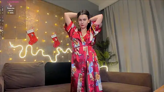 Aurora Owen online show from 3, 12, 2024