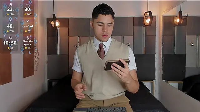 LiamNovak online show from 22, 12, 2025