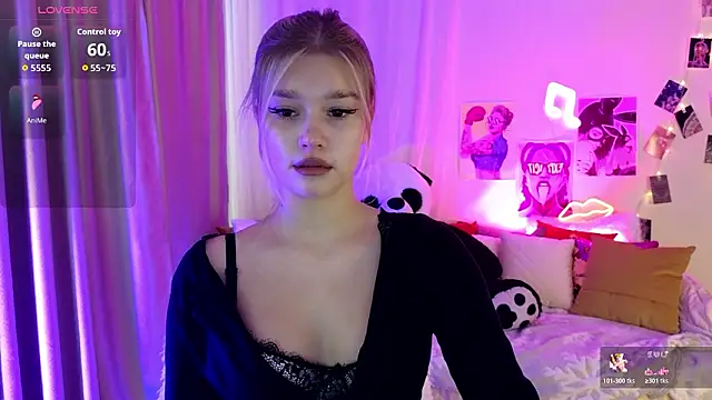 Snapshot of BattyMelody chatting on 4, 2, 2026 BattyMelody online show from 4, 2, 2026