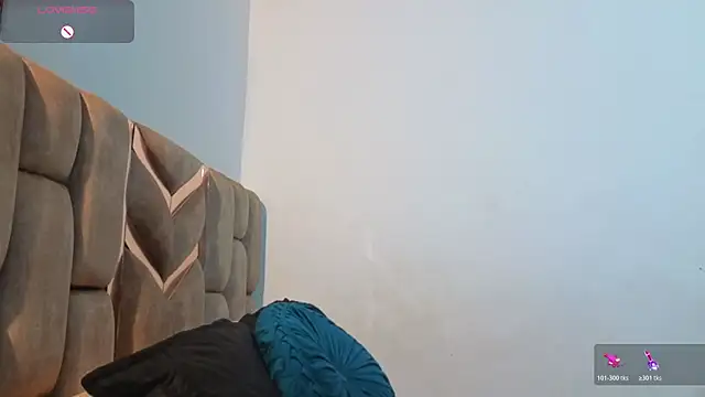 KloheCurvy online show from 13, 1, 2026