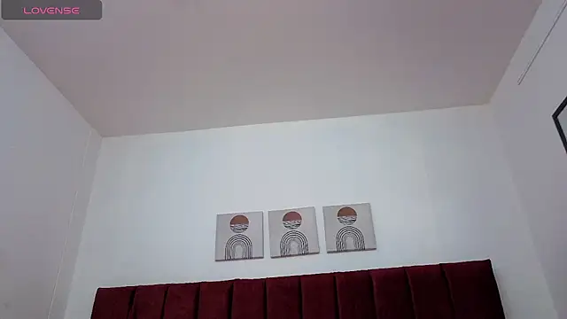 Snapshot of selena_castillo chatting on 24, 9, 2025 selena castillo online show from 24, 9, 2025