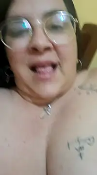 Snapshot of tatuadapaty chatting on 2, 12, 2024 tatuadapaty online show from 2, 12, 2024