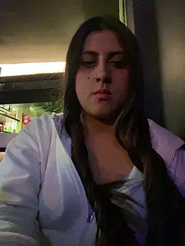 girl anni online show from 8, 2, 2025