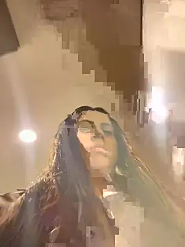 girl anni online show from 17, 2, 2025