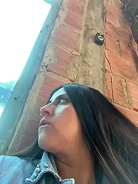 girl anni online show from 15, 3, 2025