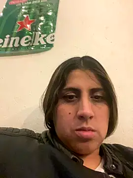 girl anni online show from 9, 9, 2025