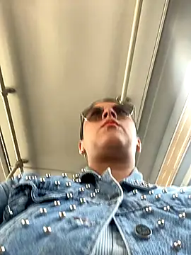 girl anni online show from 23, 10, 2025