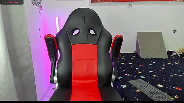 Alucard Vlack1 online show from 24, 9, 2025