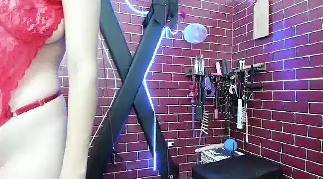 SUBMISSION BDSM online show from 1, 2, 2025