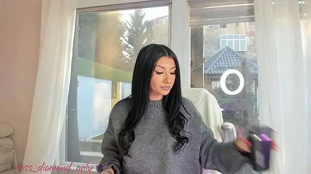 Snapshot of missdiamond_ chatting on 18, 12, 2024 missdiamond  online show from 18, 12, 2024