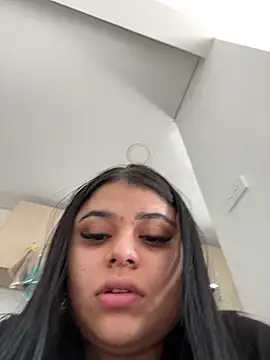 alissonfernandez  online show from 12, 1, 2025