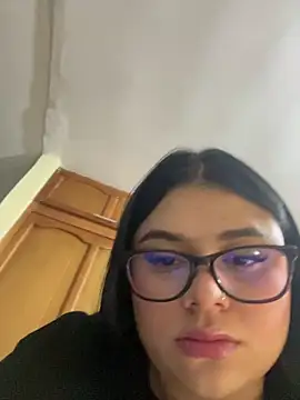 Snapshot of alissonfernandez_ chatting on 12, 9, 2025 alissonfernandez  online show from 12, 9, 2025