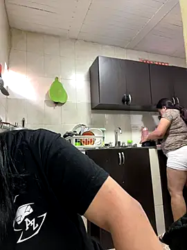 Snapshot of alissonfernandez_ chatting on 14, 9, 2025 alissonfernandez  online show from 14, 9, 2025