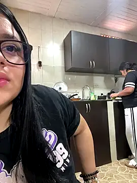 Snapshot of alissonfernandez_ chatting on 28, 9, 2025 alissonfernandez  online show from 28, 9, 2025