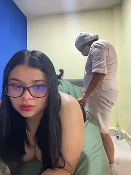 Snapshot of alissonfernandez_ chatting on 12, 10, 2025 alissonfernandez  online show from 12, 10, 2025
