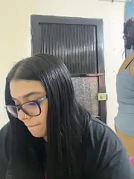 alissonfernandez  online show from 27, 5, 2026