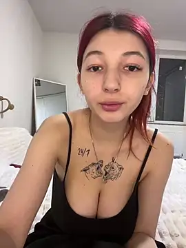 Snapshot of Alissa_kiss chatting on 18, 12, 2024 Alissa kiss online show from 18, 12, 2024