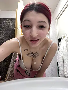 Snapshot of Alissa_kiss chatting on 25, 12, 2024 Alissa kiss online show from 25, 12, 2024