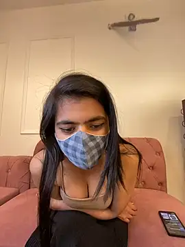 Snapshot of Emmy_kapoor chatting on 7, 12, 2024 Emmy kapoor online show from 7, 12, 2024