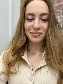Snapshot of _AngelMoon_ chatting on 23, 9, 2025  AngelMoon  online show from 23, 9, 2025