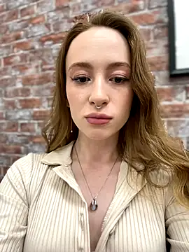 Snapshot of _AngelMoon_ chatting on 25, 9, 2025  AngelMoon  online show from 25, 9, 2025