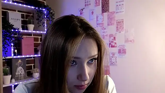 Snapshot of HarrietBulmer chatting on 9, 3, 2025 HarrietBulmer online show from 9, 3, 2025