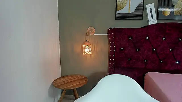 Snapshot of angela_nix chatting on 27, 3, 2026 angela nix online show from 27, 3, 2026