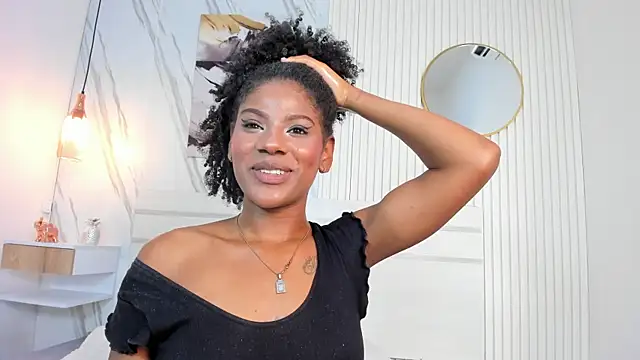 Snapshot of Sara_Lewwis chatting on 22, 1, 2025 Sara Lewwis online show from 22, 1, 2025