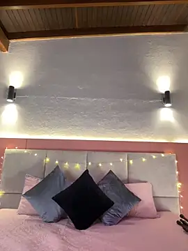 AniiRose online show from 12, 9, 2025