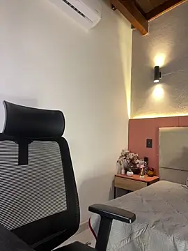 AniiRose online show from 5, 10, 2025