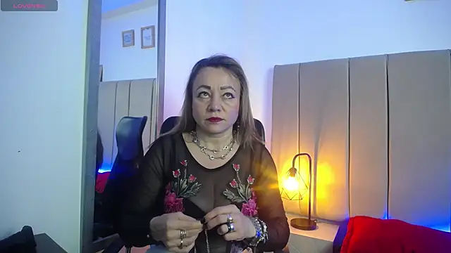Snapshot of Lupiita223 chatting on 11, 3, 2025 Lupiita223 online show from 11, 3, 2025