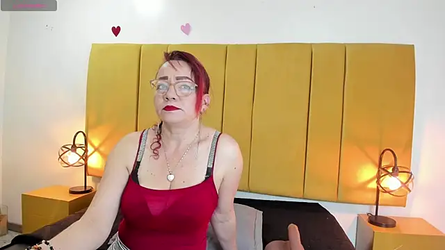 Lupiita223 online show from 4, 4, 2026