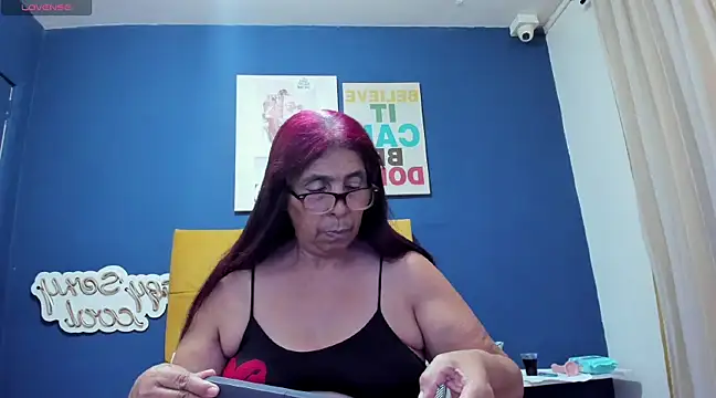 Snapshot of renata_milf_ chatting on 28, 1, 2025 renata milf online show from 28, 1, 2025