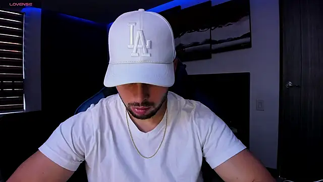 nick klaus online show from 17, 4, 2026