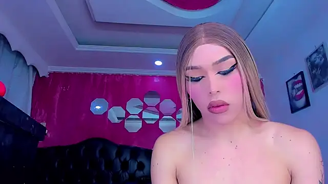 TiffanyMackensyy online show from 9, 6, 2026