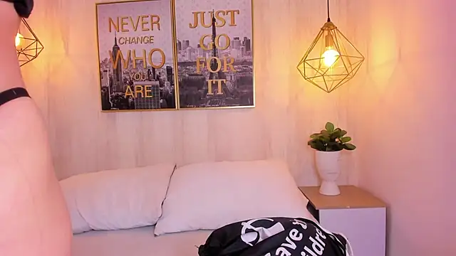 Theia moon online show from 2, 12, 2024