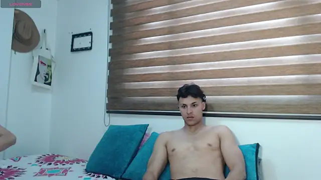 AshleyandTyler online show from 26, 2, 2025