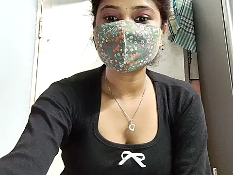 Snapshot of samosa73 chatting on 16, 10, 2025 samosa73 online show from 16, 10, 2025