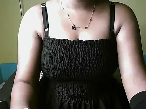 Snapshot of ursunny007 chatting on 28, 2, 2025 ursunny007 online show from 28, 2, 2025