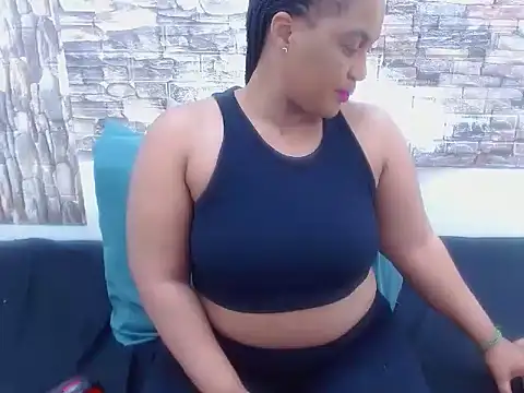 Snapshot of SexyEbony37X chatting on 16, 9, 2025 SexyEbony37X online show from 16, 9, 2025