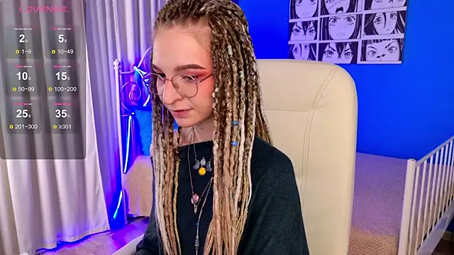 Snapshot of VioletShine chatting on 25, 11, 2025 VioletShine online show from 25, 11, 2025