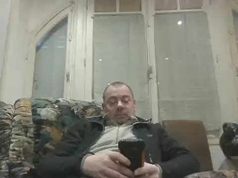 Snapshot of hugoboys76 chatting on 30, 12, 2024 hugoboys76 online show from 30, 12, 2024