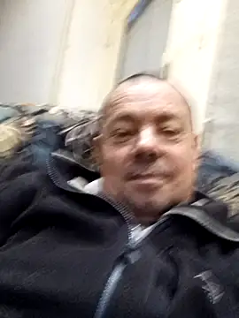 Snapshot of hugoboys76 chatting on 6, 1, 2025 hugoboys76 online show from 6, 1, 2025