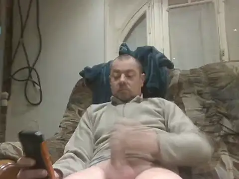 Snapshot of hugoboys76 chatting on 12, 2, 2025 hugoboys76 online show from 12, 2, 2025