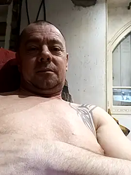 Snapshot of hugoboys76 chatting on 18, 2, 2025 hugoboys76 online show from 18, 2, 2025