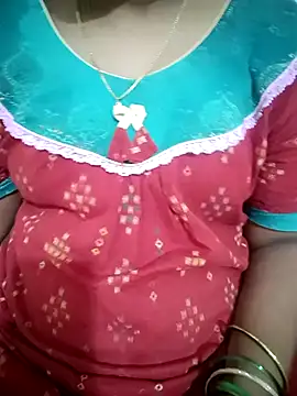 Snapshot of Telugu-mirchi chatting on 4, 4, 2026 Telugu-mirchi online show from 4, 4, 2026