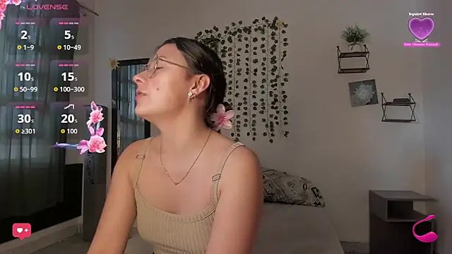 Noellesable online show from 13, 9, 2025