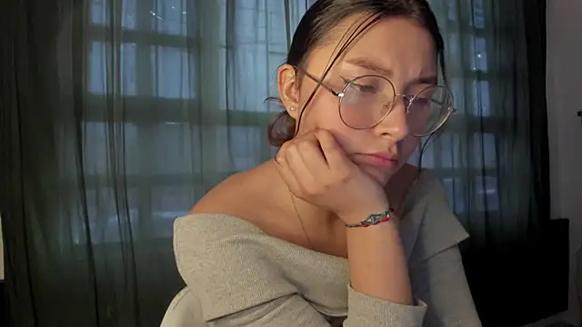 Noellesable online show from 11, 10, 2025