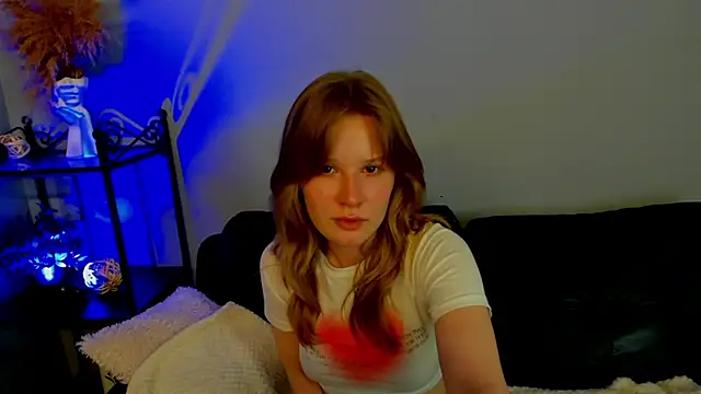 Snapshot of EvaStevs chatting on 8, 12, 2024 EvaStevs online show from 8, 12, 2024